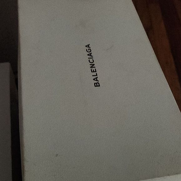 Available on my page - Picture 2 of 3